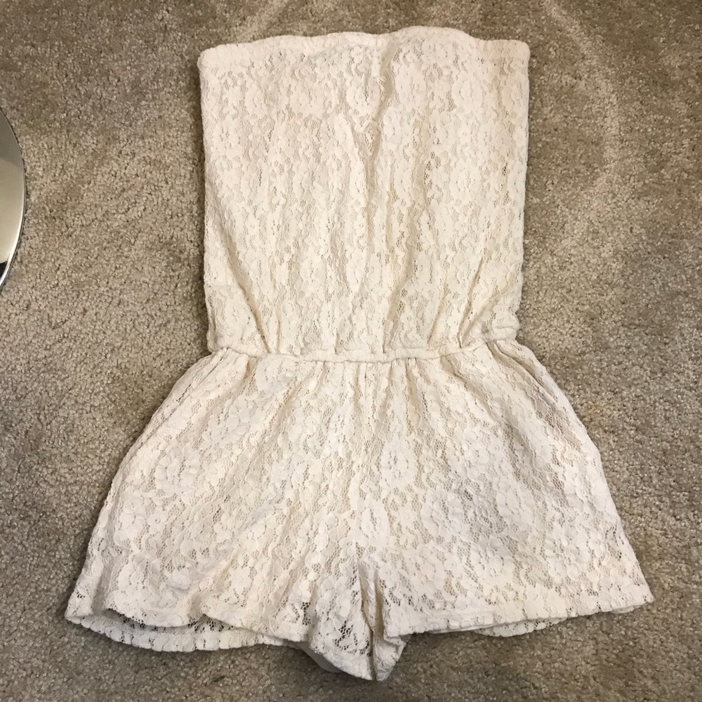 💖Hollister Strapless Romper